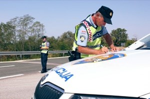 Slika PU_I/vijesti/2017/prometna policija6.jpg